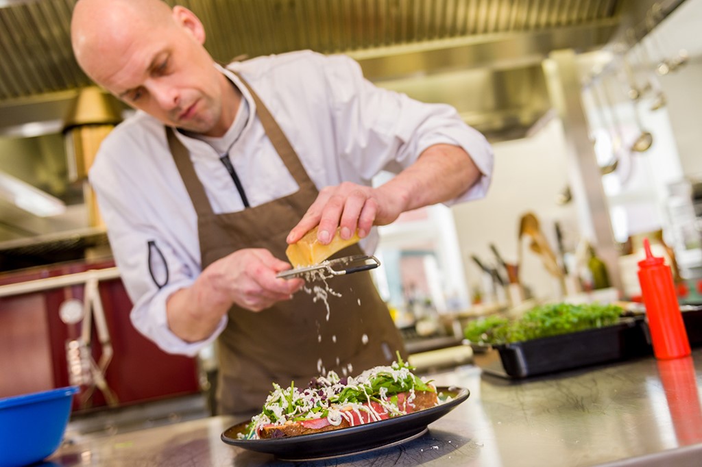 Restaurant de Basiliek in Appingedam | Uniek dineren!